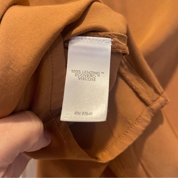 Pure Jill Women’s Sz XS  Short Sleeve Top Saffron Rust Minimalist Basic Quality - Picture 4 of 8